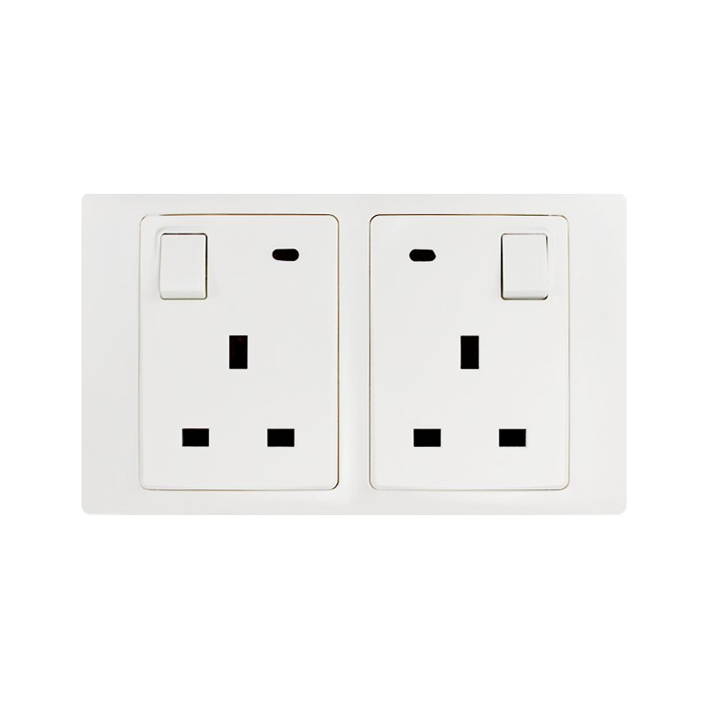 13A 250V 2 Gang Switched Socket DP med Neon HK6213SN